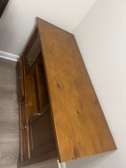 Credenza cabinet table