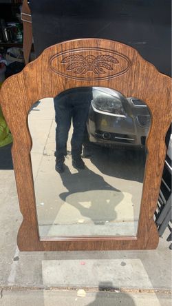 Vanity mirror