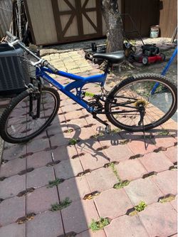 Great 29” Kent bike $75 obo