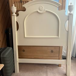 White Wooden Twin Bed
