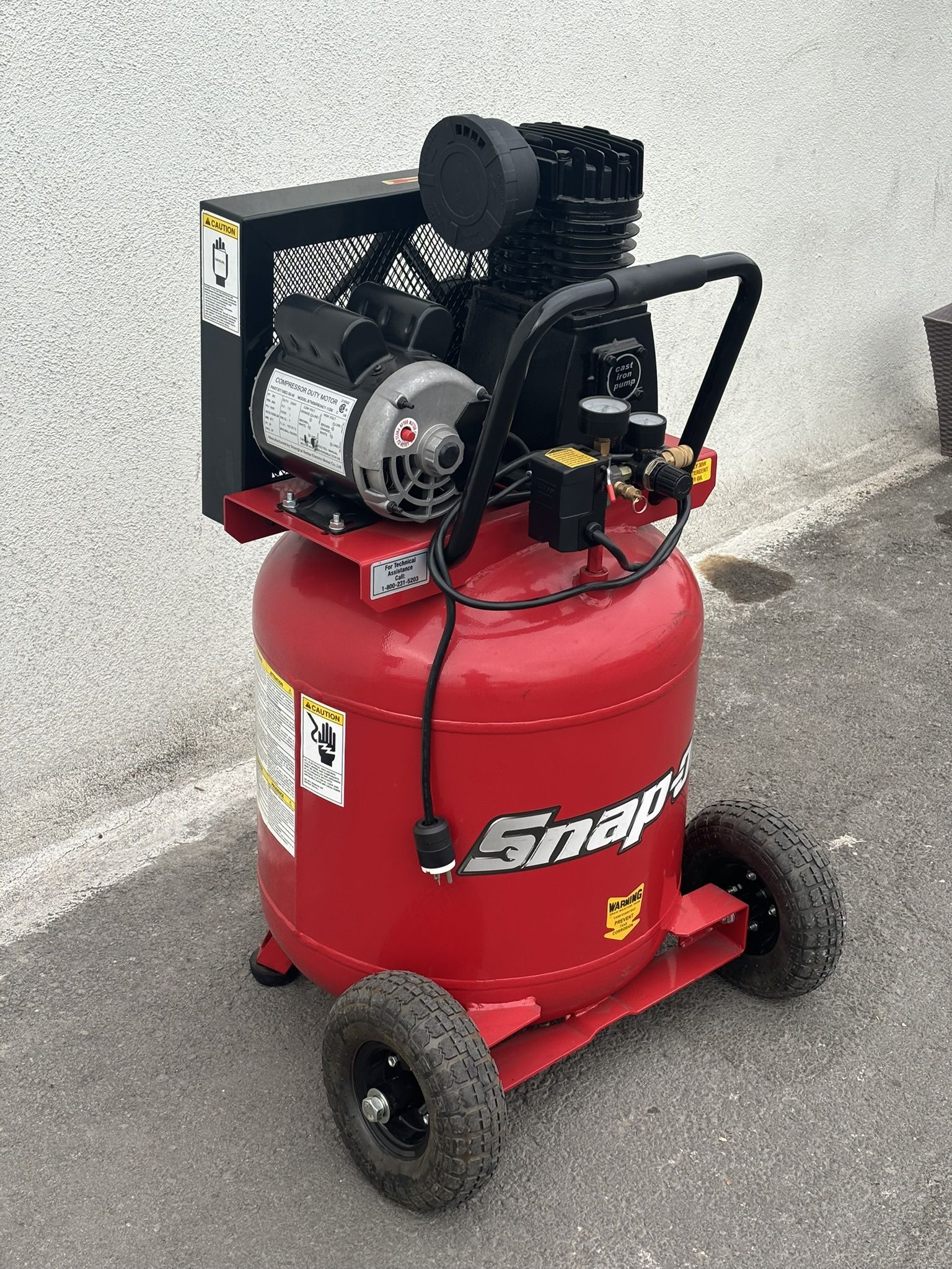Snap-on Tools 30-Gallon Portable Vertical Air Compressor