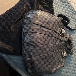 Gucci GG Signature Patent leather Hysteria Crossbody Tote