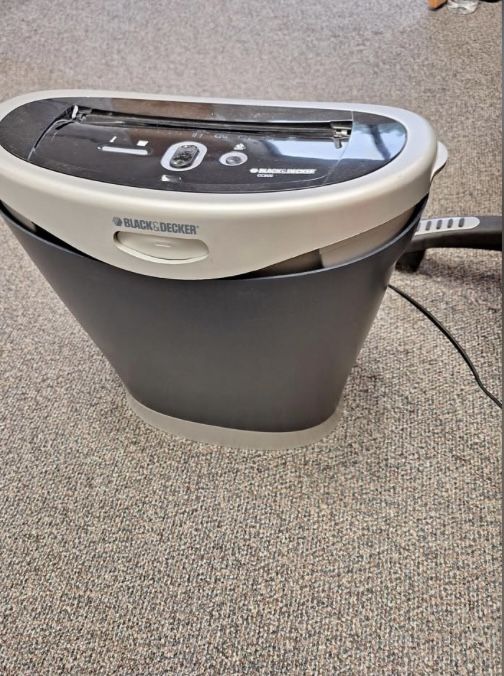 Paper Shredder 