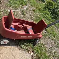 Radio flyer wagon 