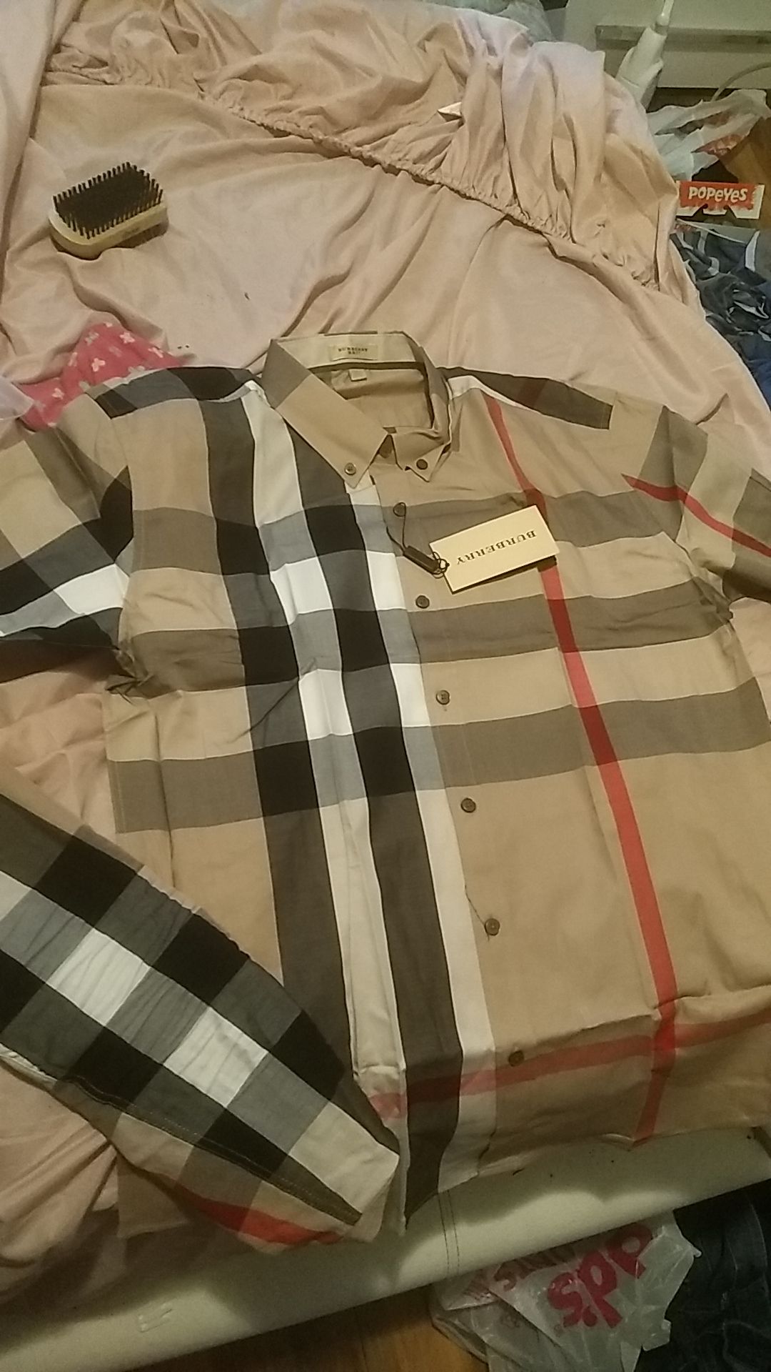 🔥🔥🔥 Burberry shirts L, and XL moveing need gone