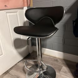 TWO Counter Chair/stools