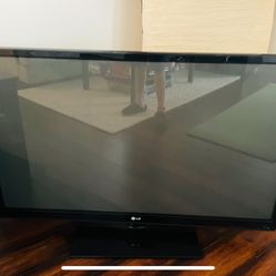 50 “ LG HD TV