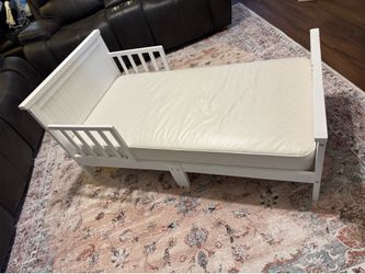 Graco Toddler Bed with Mattress