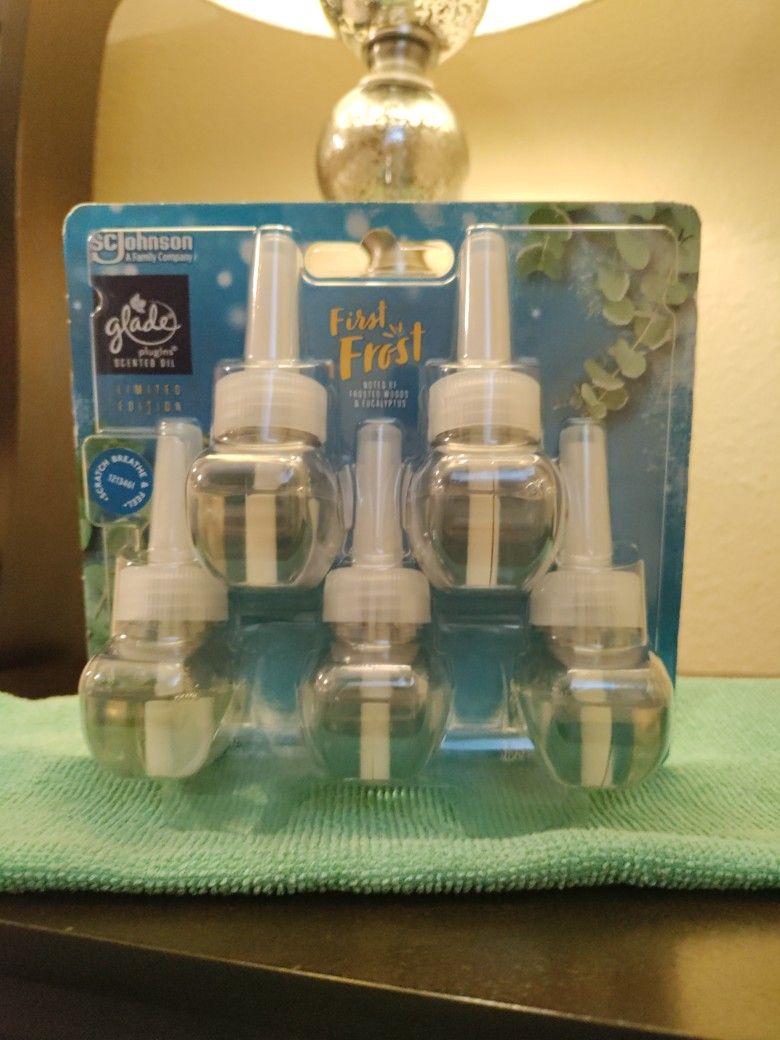 Glade plug in Scented Oils