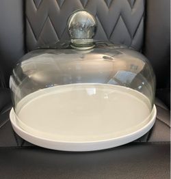 Cake Stand with Lid