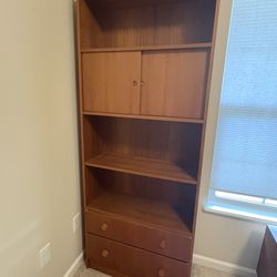 Bookshelf & End Table Set – Matching Wood Finish