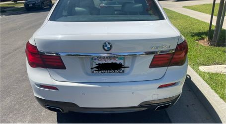 2015 BMW 750