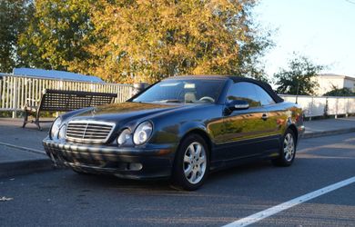 2002 Mercedes-Benz CLK-Class