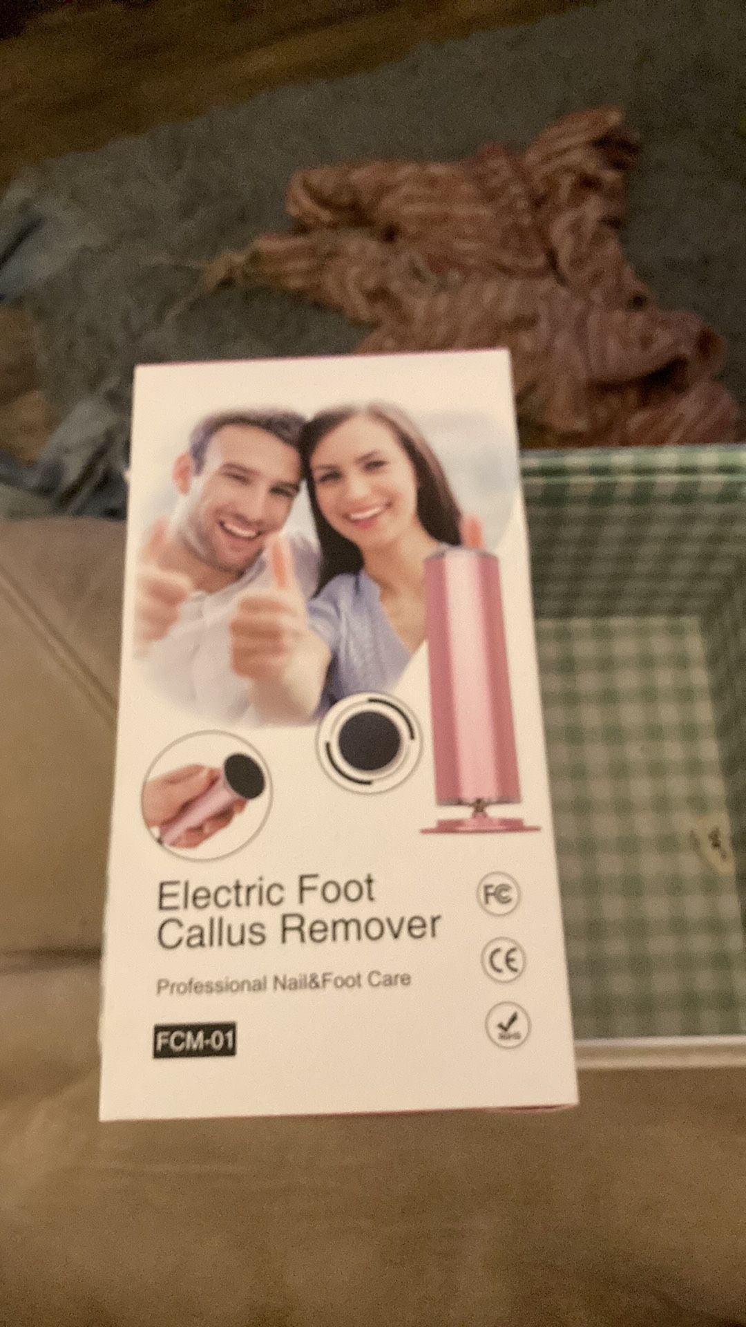 Electric foot callus remover