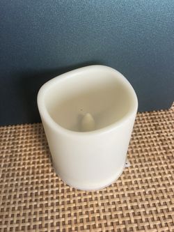 Small Battery-operated White Plastic Kate Aspen Candle