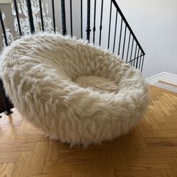 Ultra Plush Faux Fur Lounge Chair