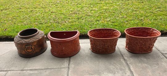 Ceramic decoration pots