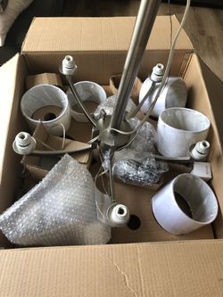 Dinning hanging lamp new in box