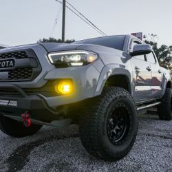 Toyota Tacoma Headlights 