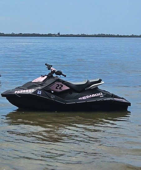 2017 Seadoo Spark Trixx