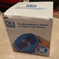 Silicone Ice Cube Maker