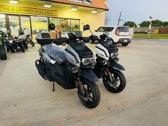 Vitacci tank 200cc EFI SCOOTER