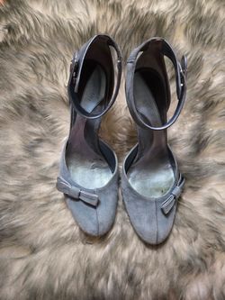 Vintage inspired heel
