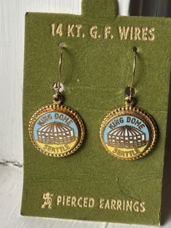 Vintage Seattle King Dome Earrings