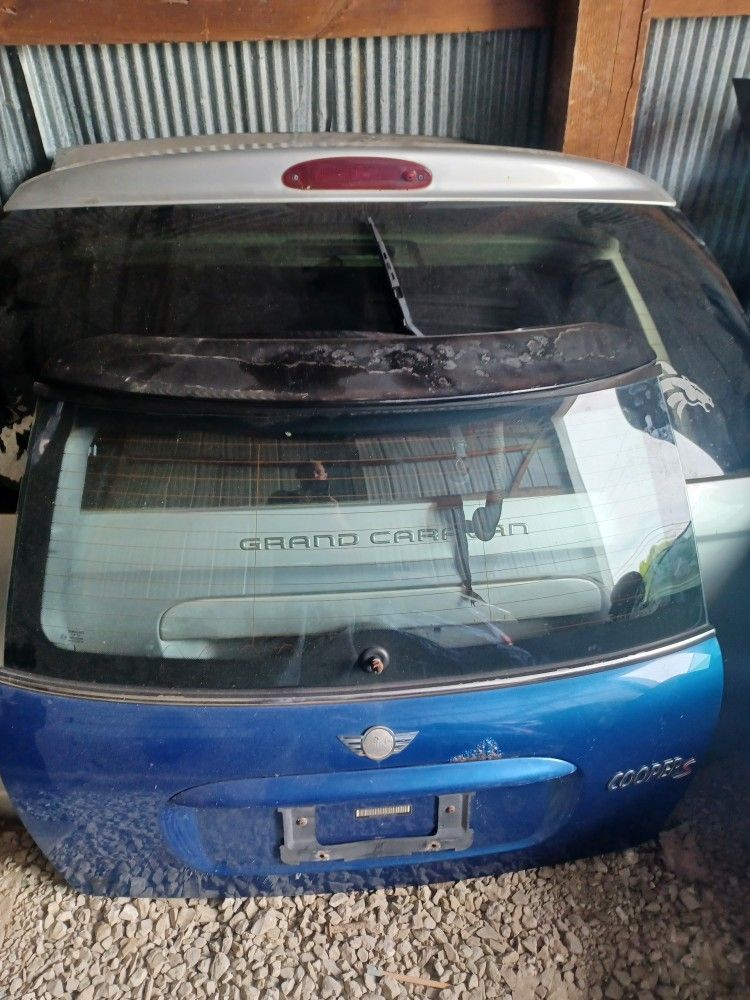 06 Mini Cooper S Hatchlid Used
