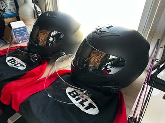 BILT Motorcycle Helmets w/ Built-In SENA Bluetooth – SMALL
