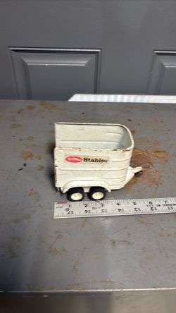 Tonka Stables Horse Trailer Toy