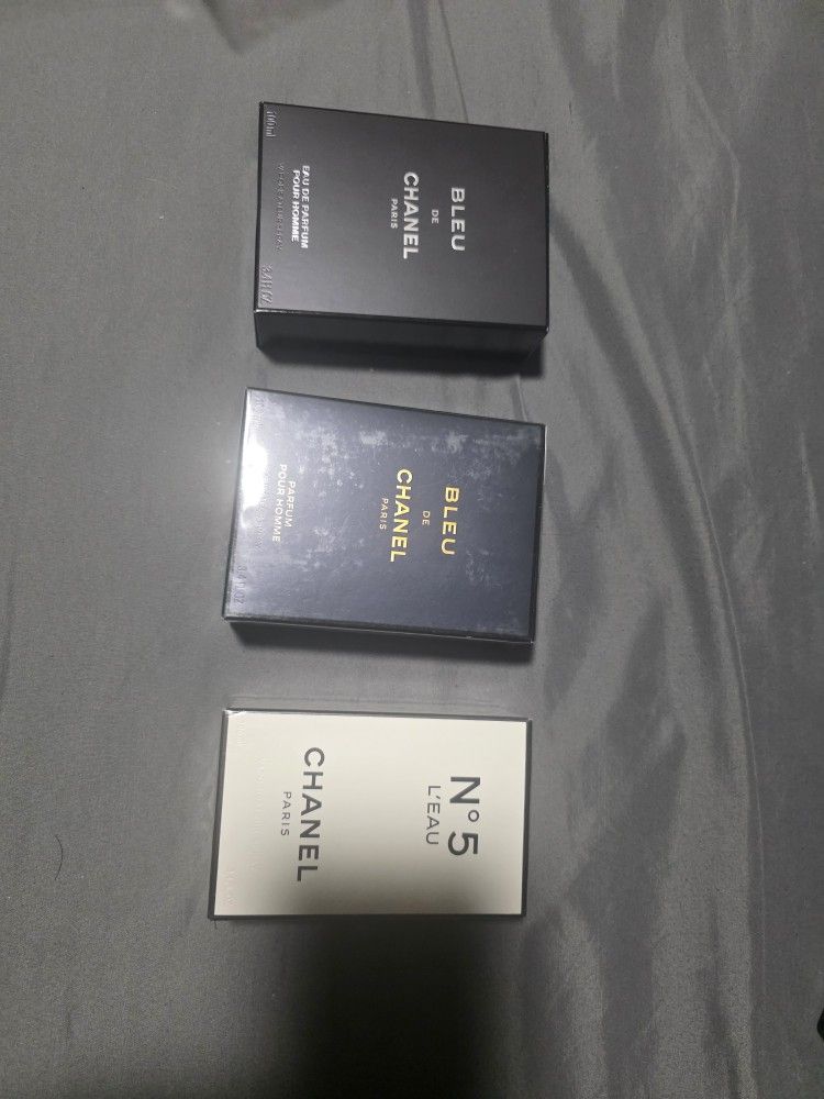 Chanel Cologne & Perfume