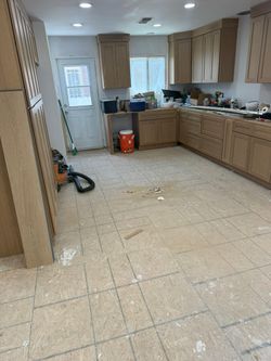 FLOORING Installation Services 