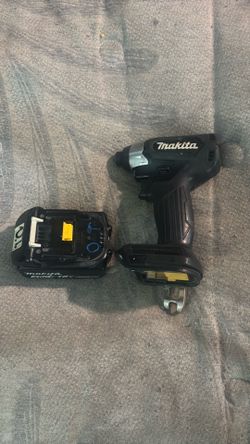 Makita drill with battery