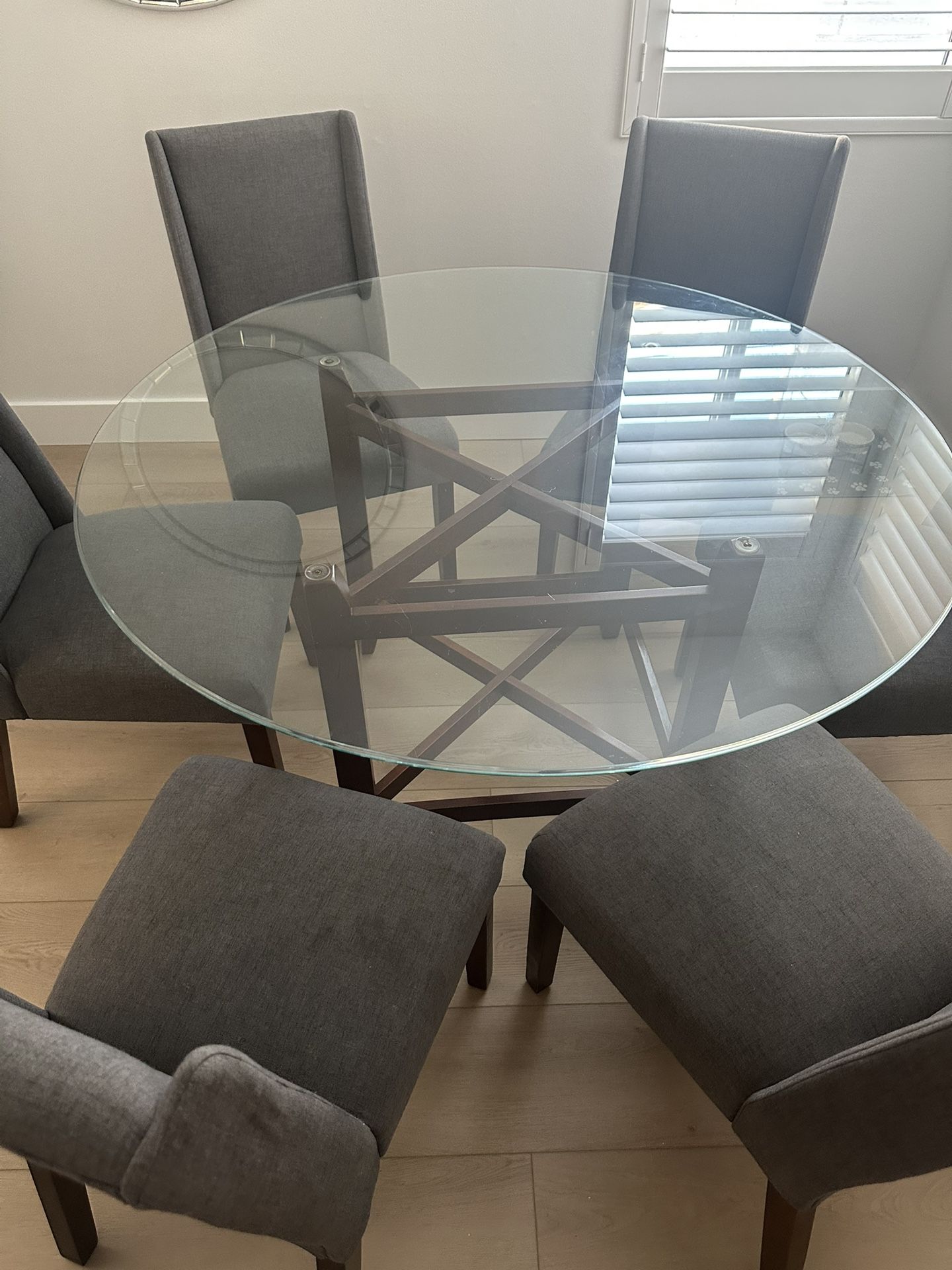 Glass Table With 6 Chairs