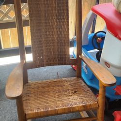 Wooden Rocking Chair 