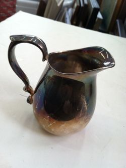 Vintage Reed & Barton Silverplate #965 Creamer