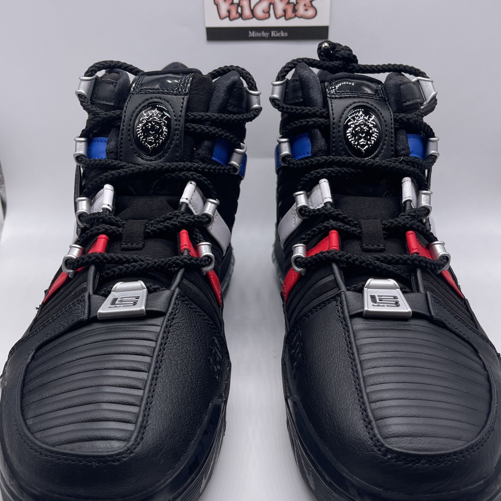 Nike LeBron The Shop Black University Red (2022)