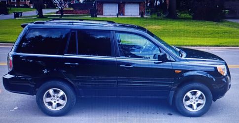 2008  Honda Pilot EX-L 4WD w/ 200K miles. 💵 $3,990.