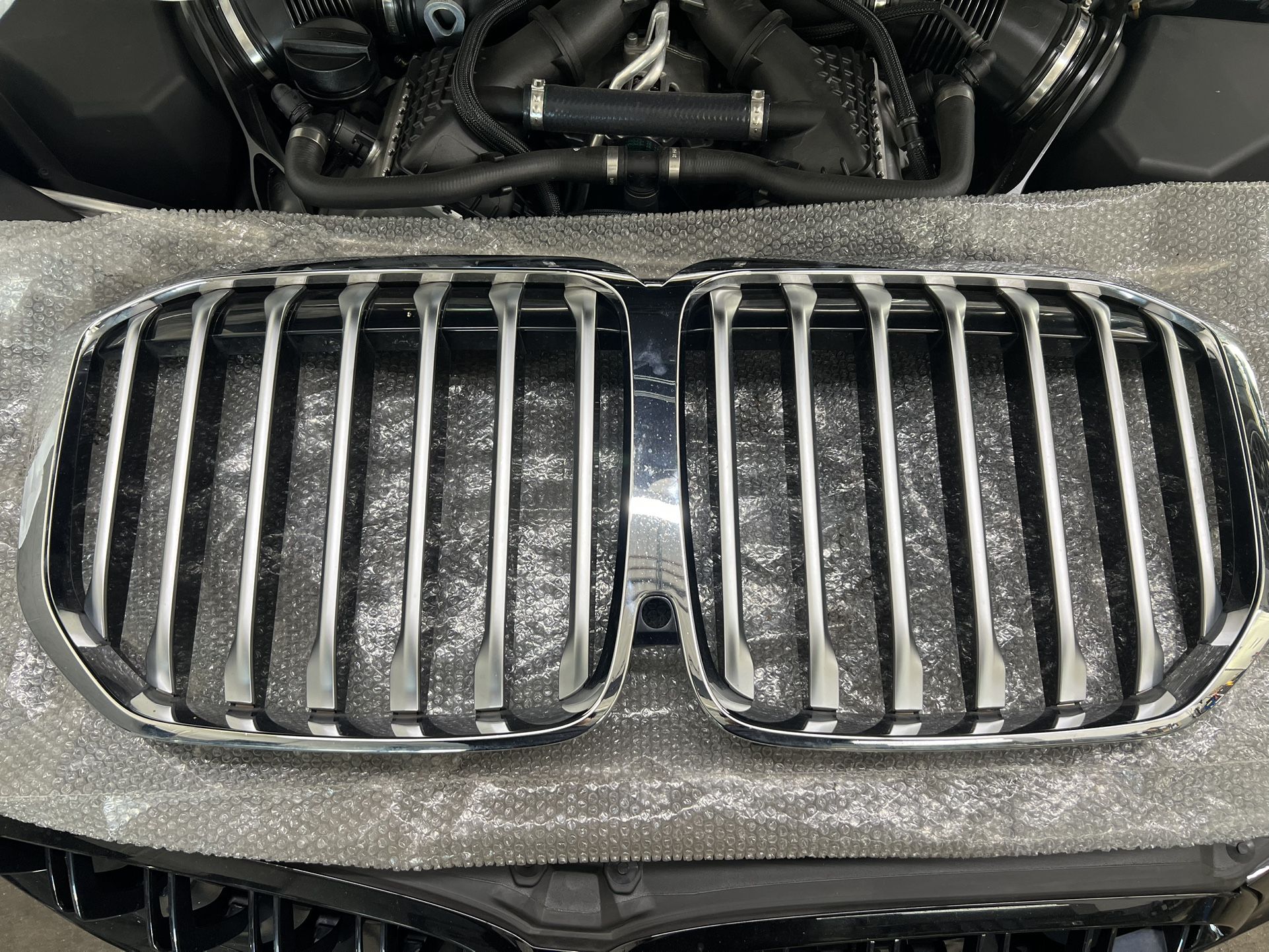 Bmw X7 Oem Grill