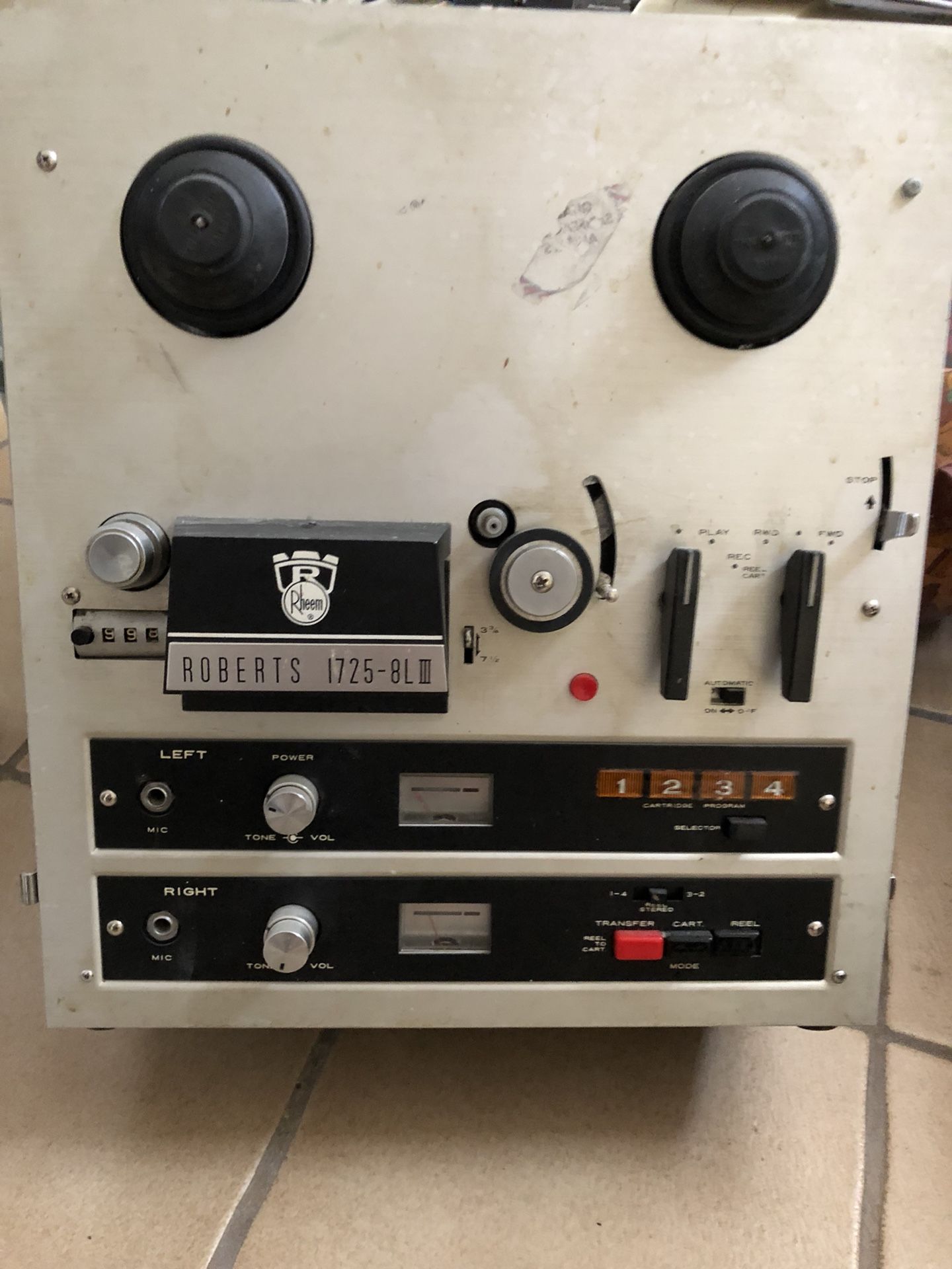 Roberts 1725-8L III 4/8 Track Open Reel Tape Recorder