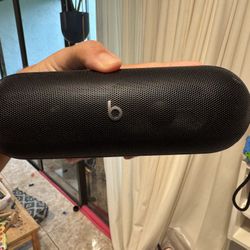 Beats Pill