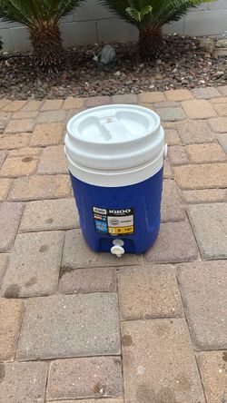 Igloo 2 Gallon Sport Beverage Cooler