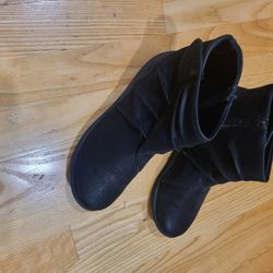 Clarks Cloudsteppers Sillian Tana Women’s 6M Black Ankle Boots NEW