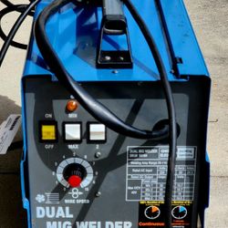 Dual MiG Welder 220V 30-110A Like New Condition! ⚡⚡⚡