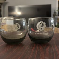 4 NFL WASHINGTON REDSKINS Cocktail glasses