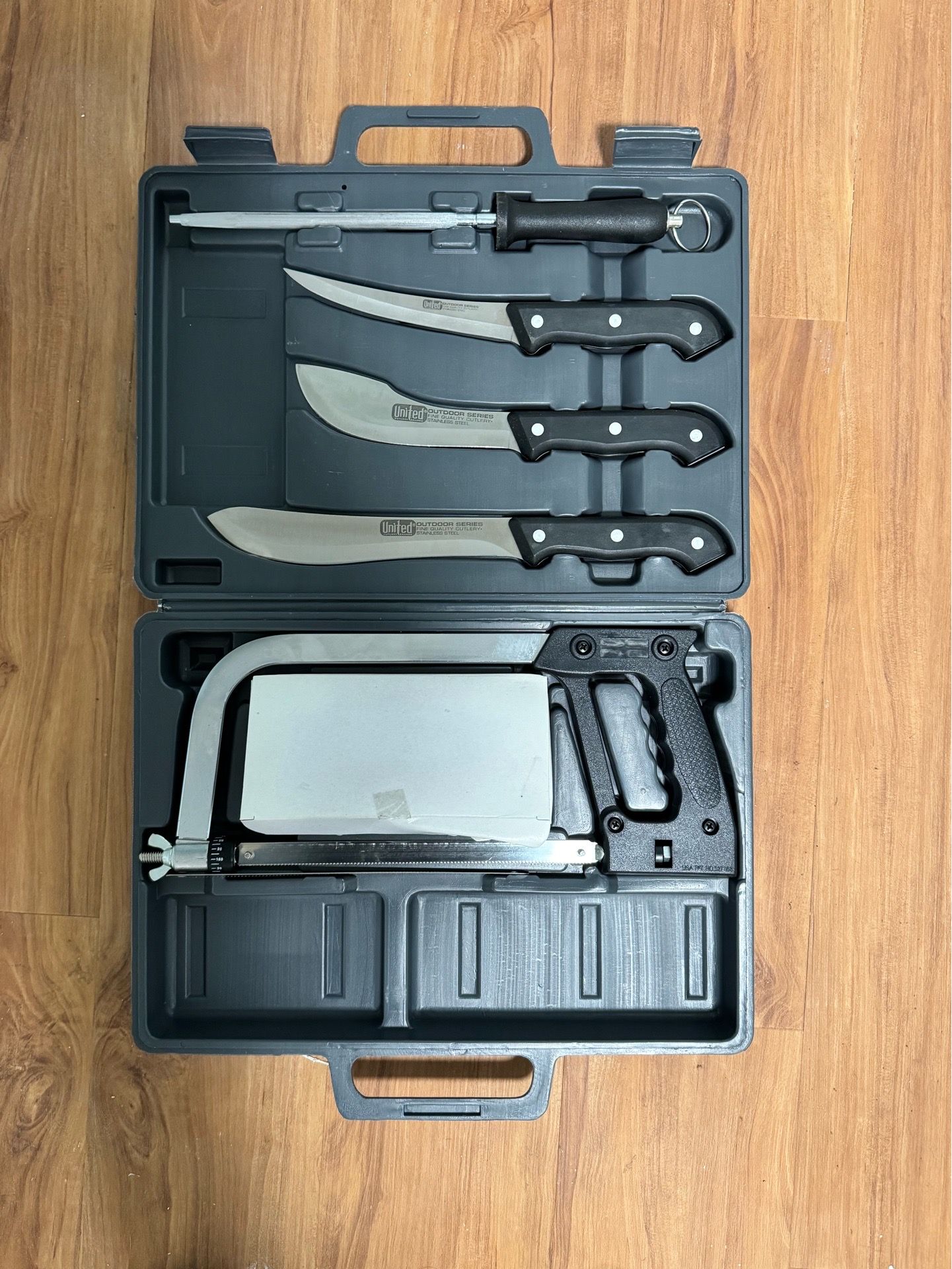 Complete United Outdoor Series Game Processing / Butchering Knife Set with Bone Saw - Like New