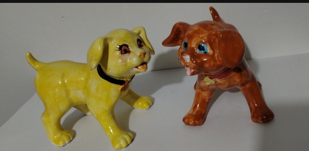 CERAMIC DOG FIGURINE SET OF 2 / 6"×4"  /C11