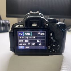 Canon eos REBEL t3i
