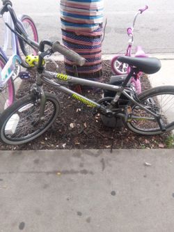 Mongoose 20 Inch Bike
